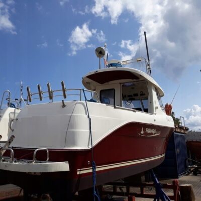 quicksilver 230 boat inboard